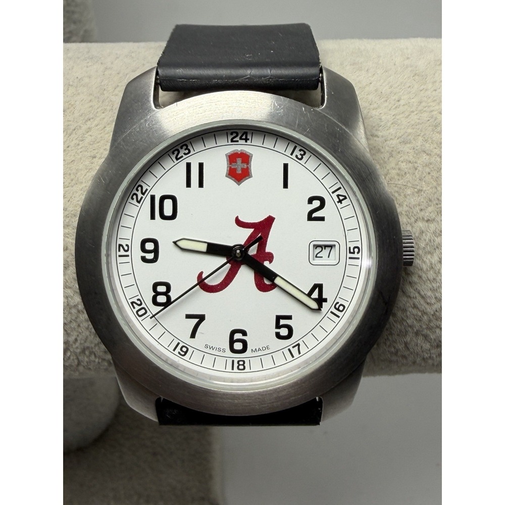 Victorinox Swiss Army 26000CB New Battery Alabama Crimson Tide 38MM 8" Mens